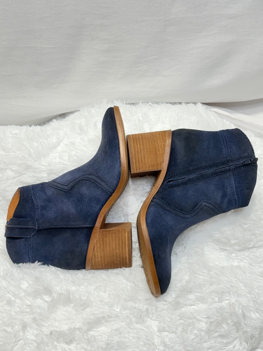 Women’s Zodiac Navy Ankle Boots